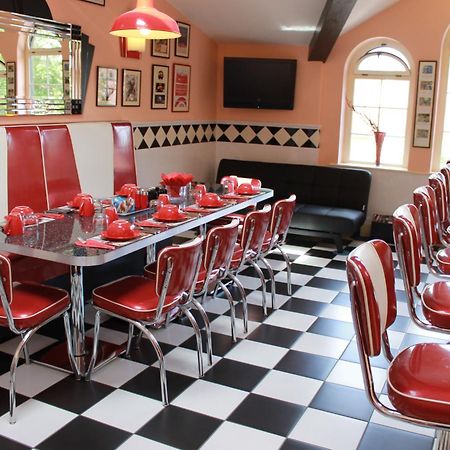 The Pitstop Little Hallingbury  Экстерьер фото